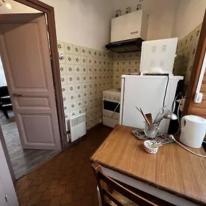 https://le-nid-douillet-rustique.hotels-rhonealpes.com