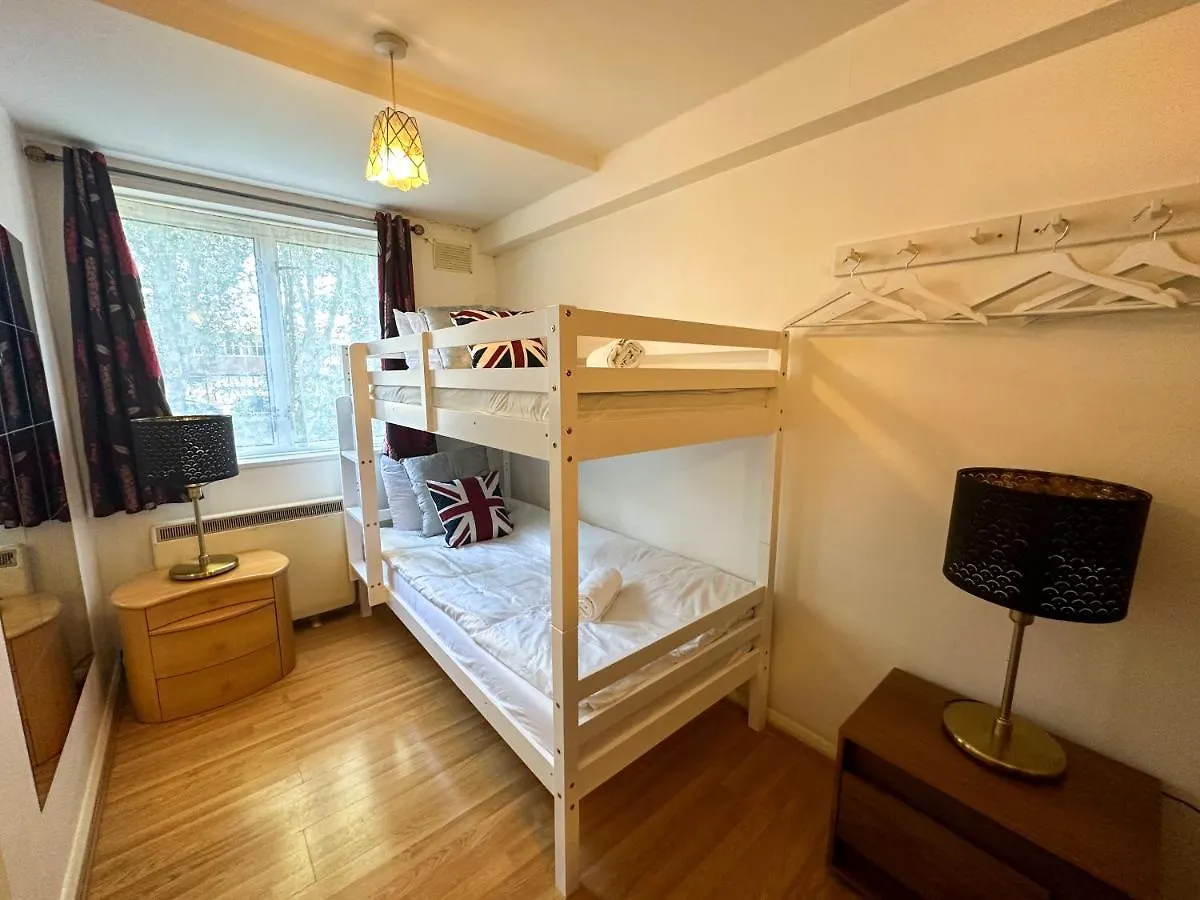 36 O'Leary Square Apartment London United Kingdom
