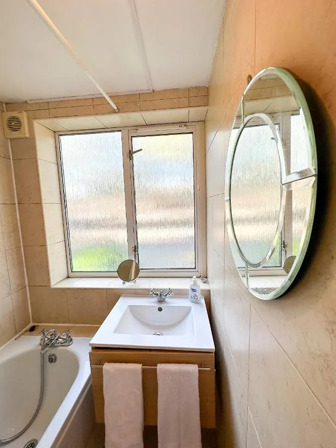 36 O'Leary Square Apartment London